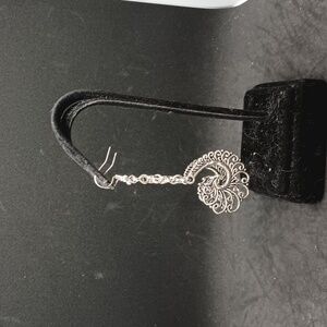 Handmade silver tone chain Paisley dangle earrings nwot